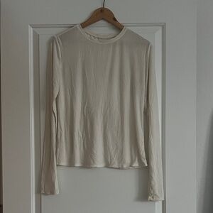 ALO Yoga Cream Long Sleeve Top